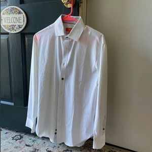 Tallia white dress shirt with black buttons 
Small 32-33